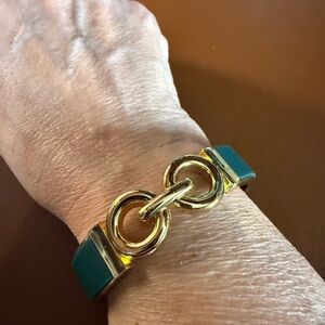 Talbots Gold and Green Link Bracelet - Gr8 for Spring 🌱💐